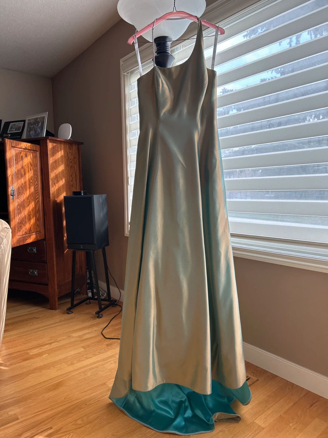 Custom made gown by Alfred Angelo - photo 4