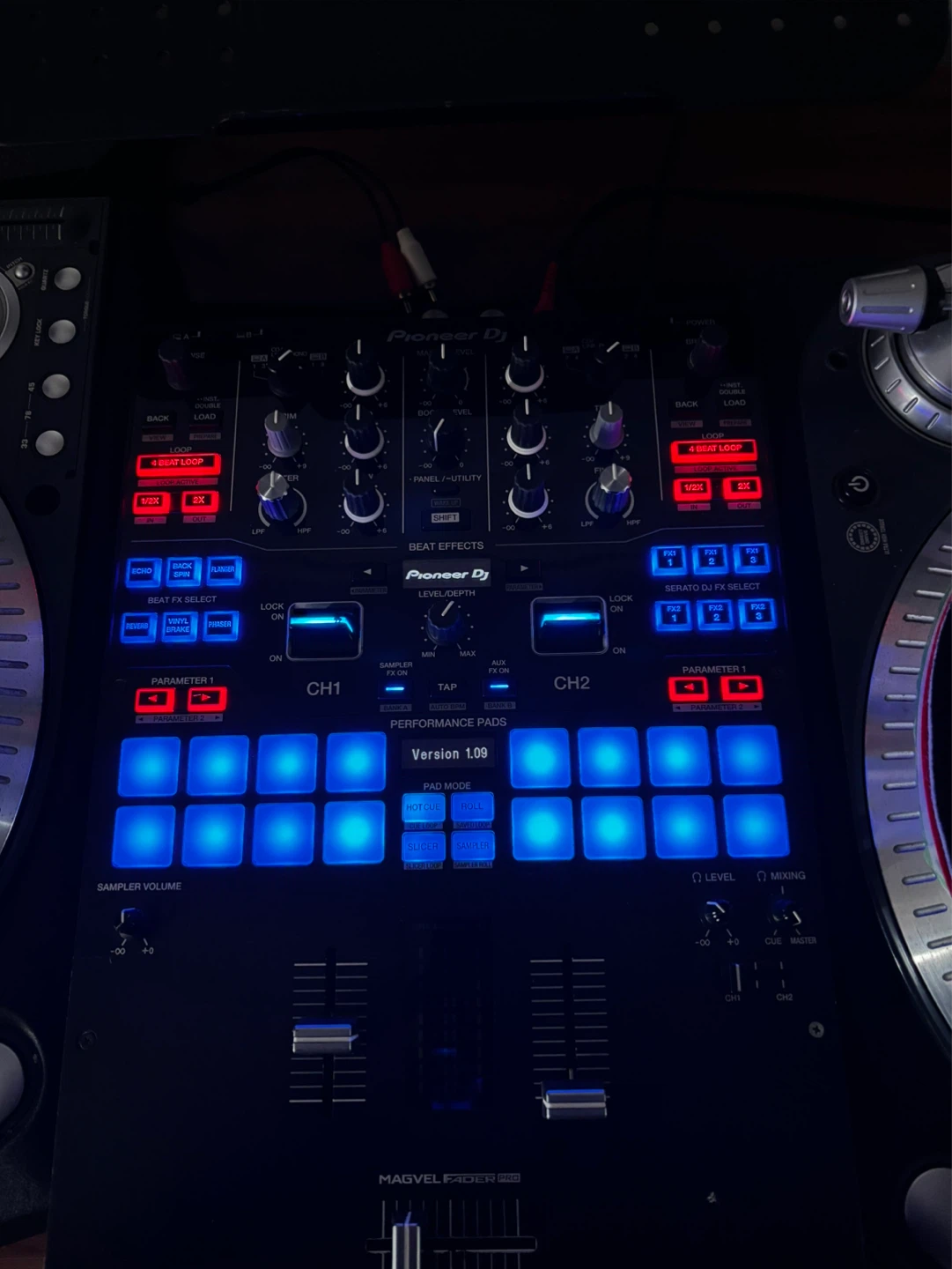 Pioneer S9 + Travel Case - photo 4