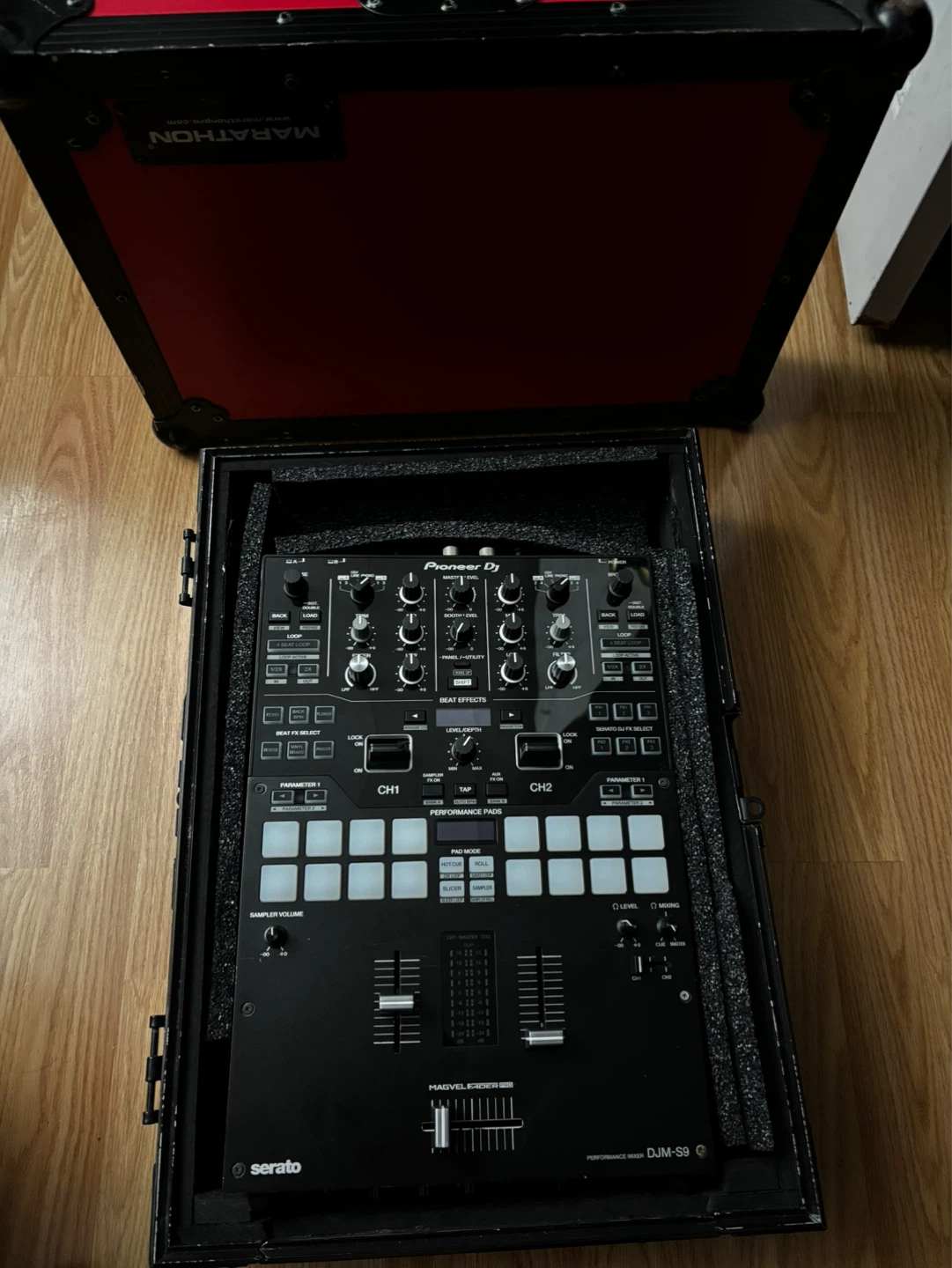 Pioneer S9 + Travel Case - photo 2