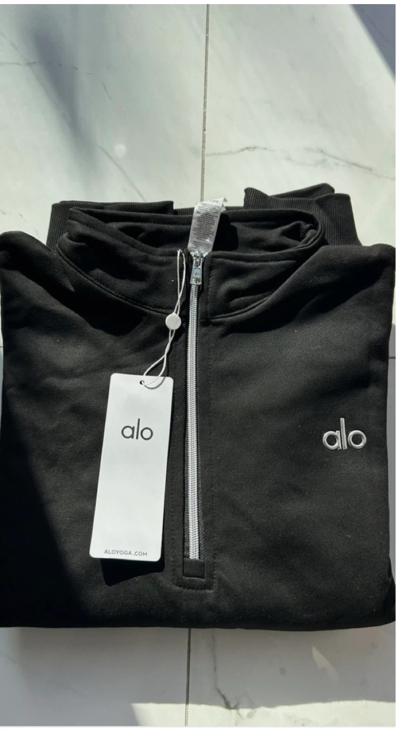 Alo Yoga Black 1/4 Zip Pullover Sweatshirt - photo 3