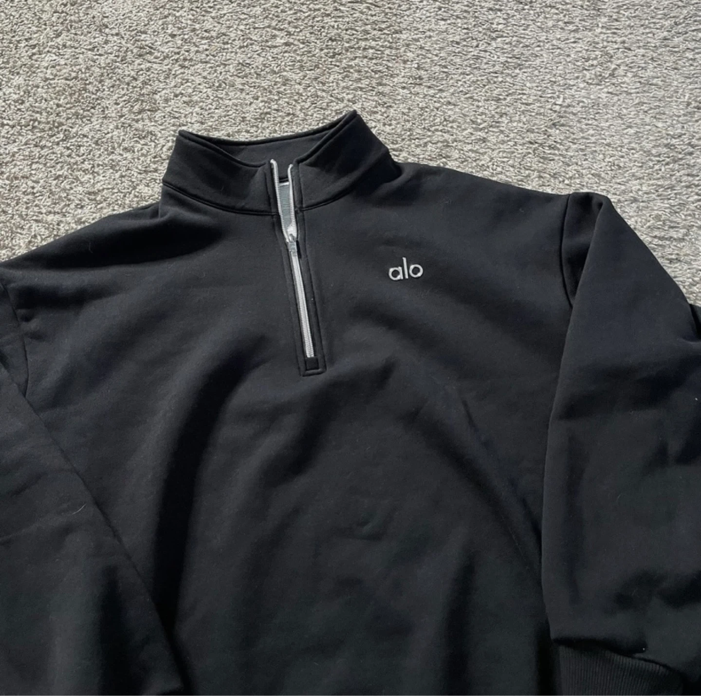Alo Yoga Black 1/4 Zip Pullover Sweatshirt