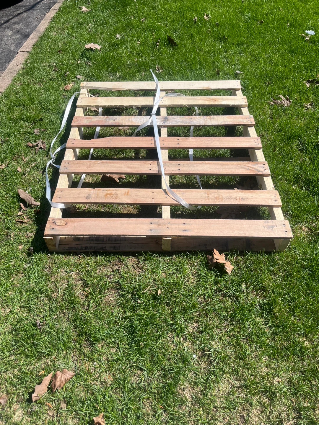 Wooden Shipping Pallet Skid