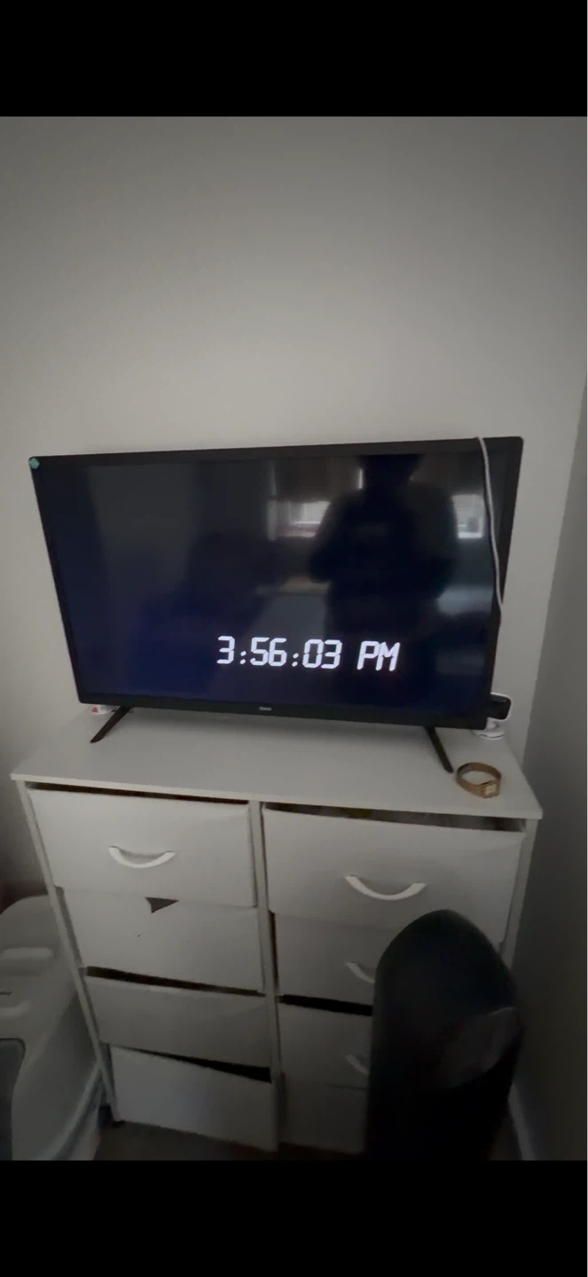 Selling Everything in my Room - photo 2