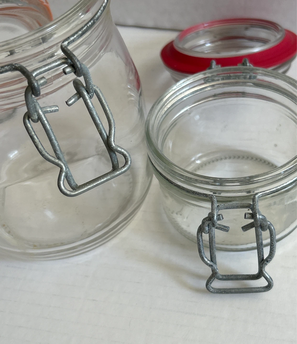 🌱Set of 2 Glass Swing Top Jars with Red and Orange Lids - photo 5