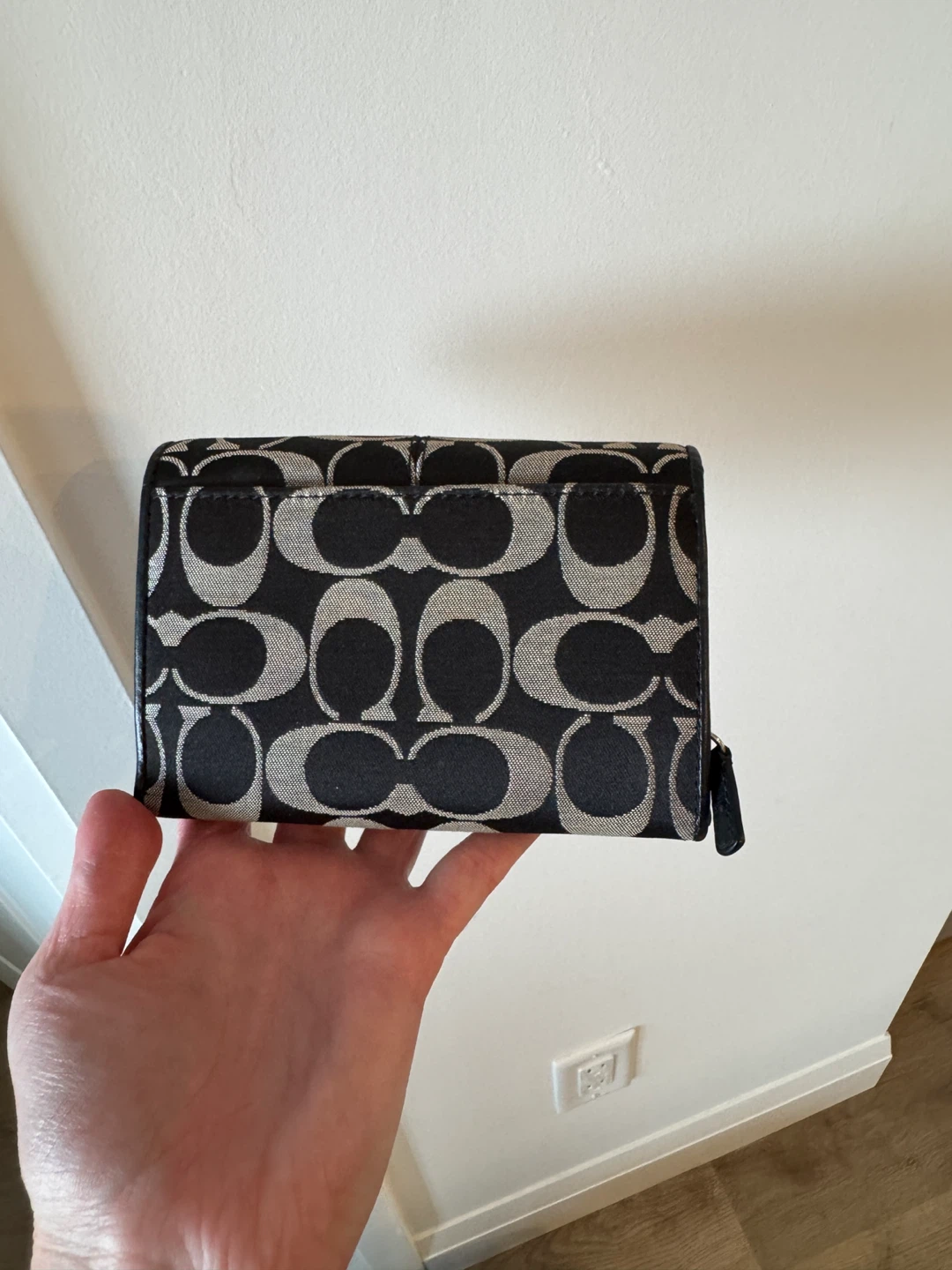 Coach Signature Canvas Zip Around Wallet - photo 4
