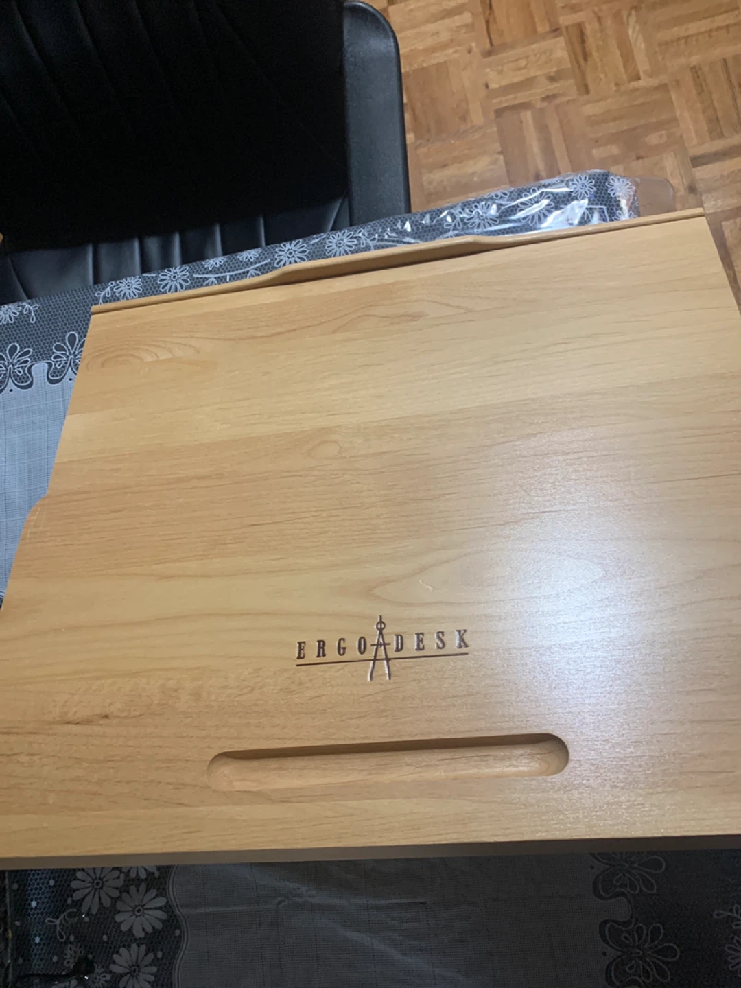 Ergo Desk Adjustable Laptop Stand