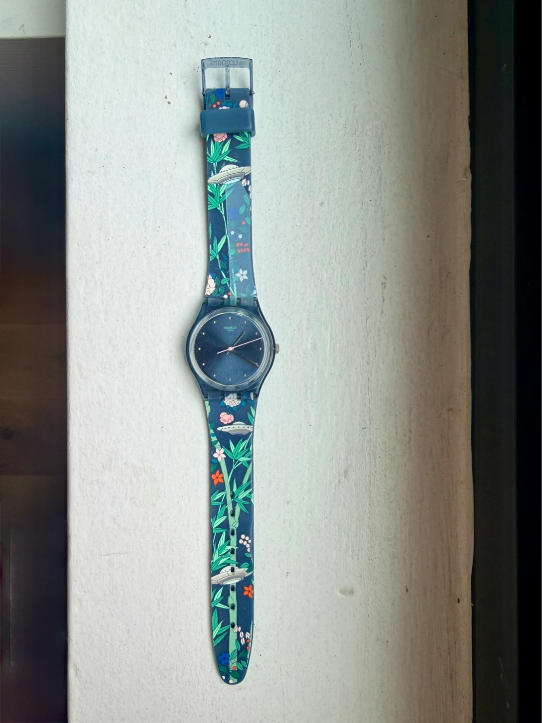 Swatch OVNI GARDEN GN258 by Anais Krebs - photo 5