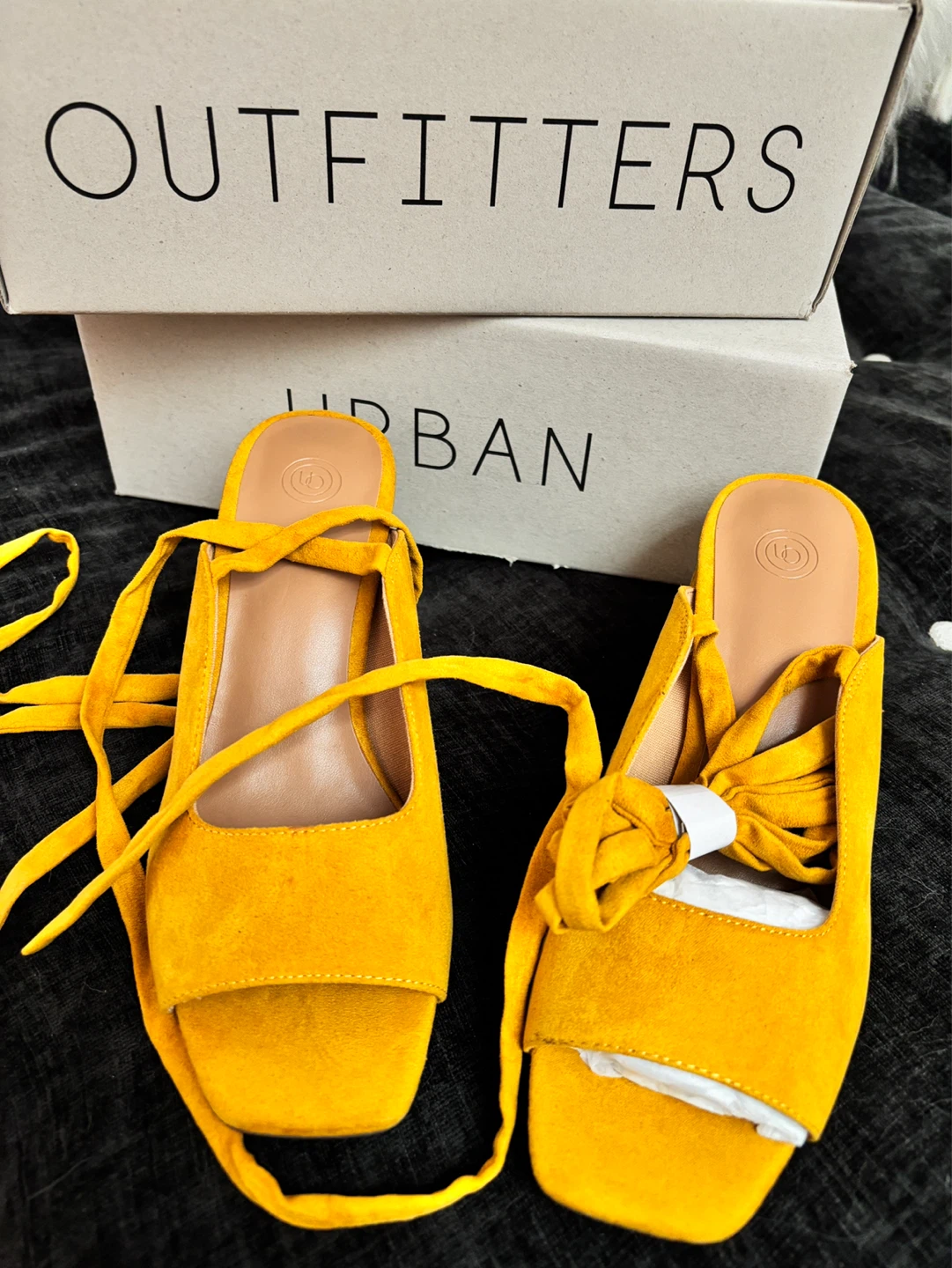 US7 Urban Outfitters Yellow Suede Lace-Up Heels - Size 7 - photo 3