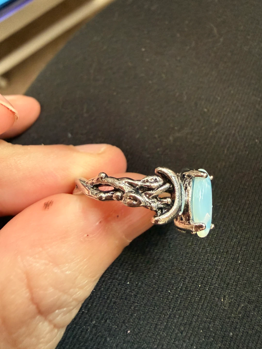 Silver tone ring with opal moon  stone - photo 3