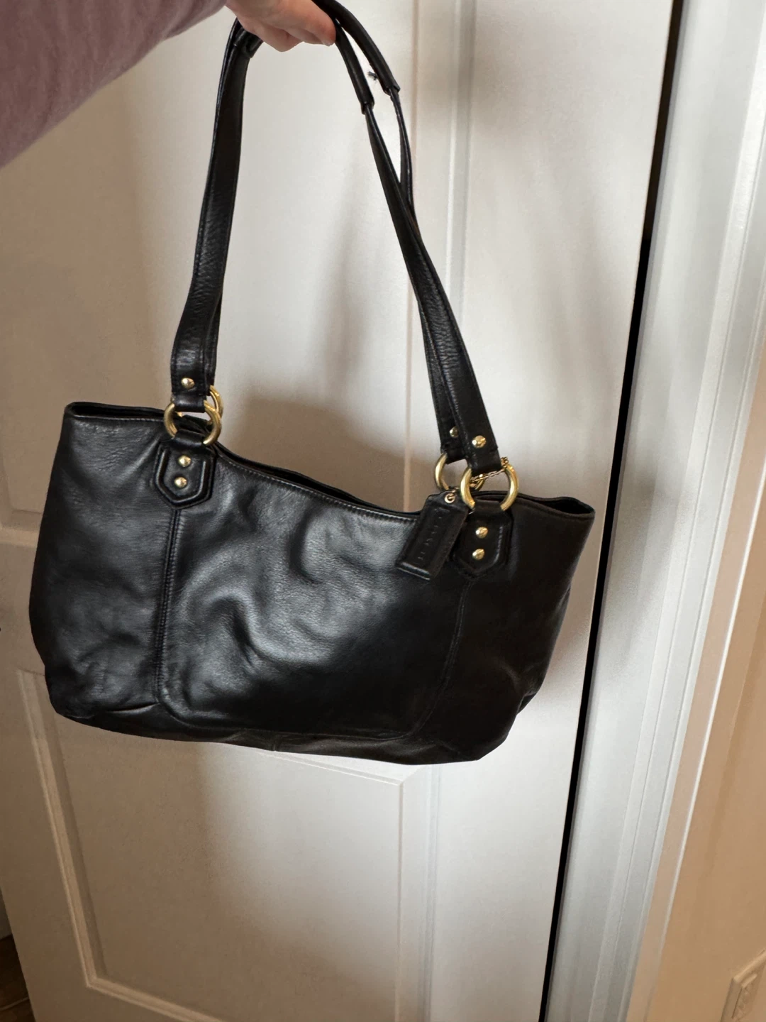 Coach Black Leather Shoulder Purse - photo 3