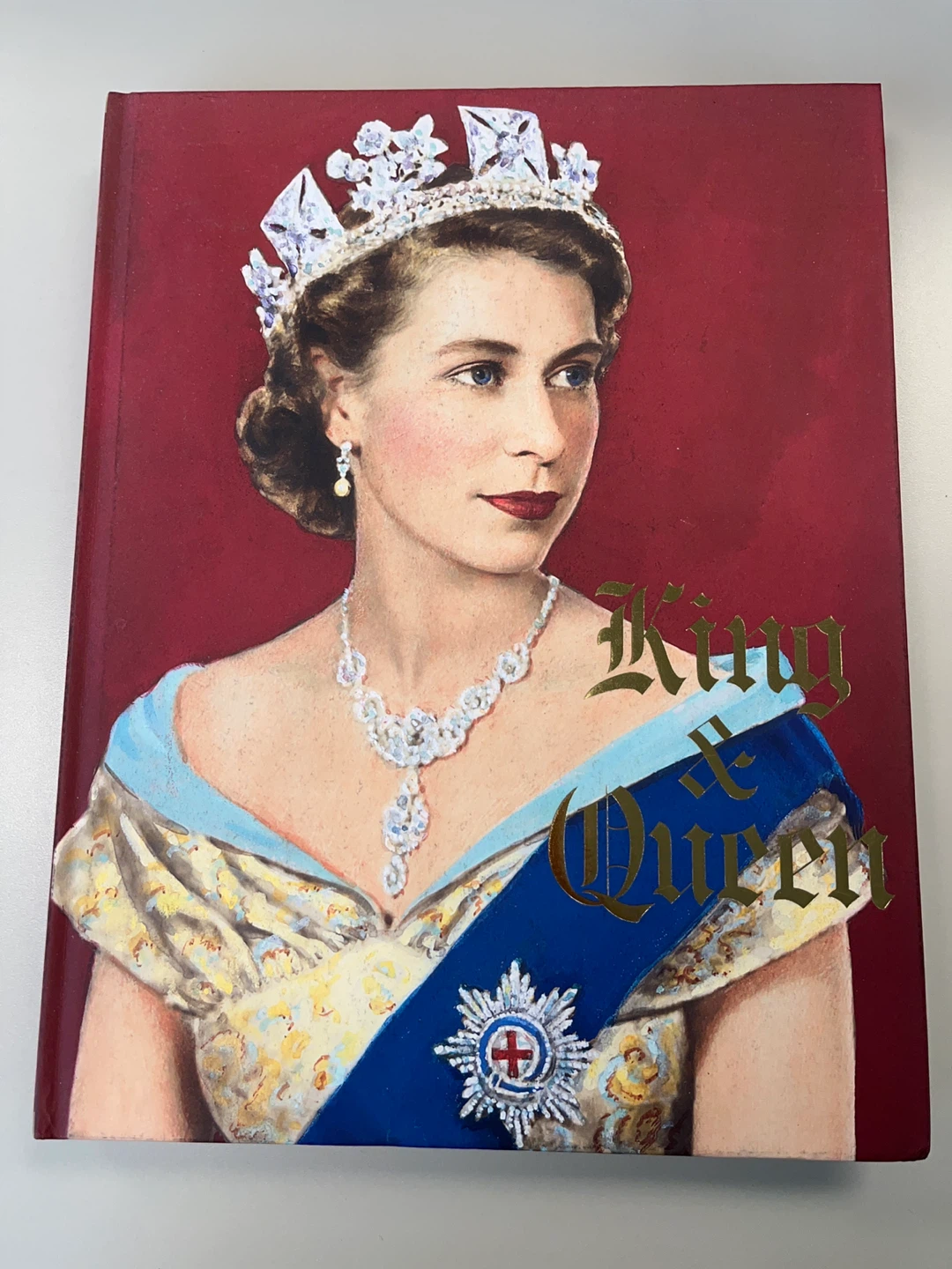 King & Queen: Royal Portraits Book