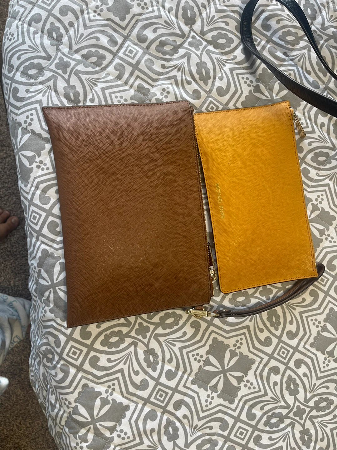 Michael Kors Brown & Yellow Clutch - photo 2