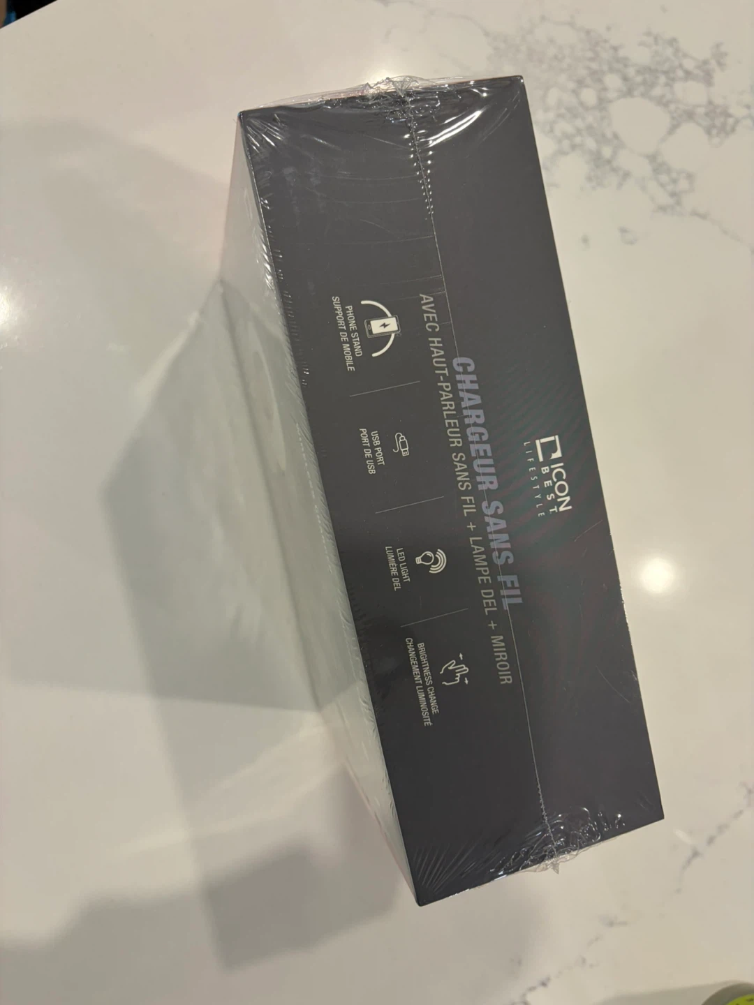 6-in-1 Wireless Charger Speaker LED Lamp Mirror - photo 3