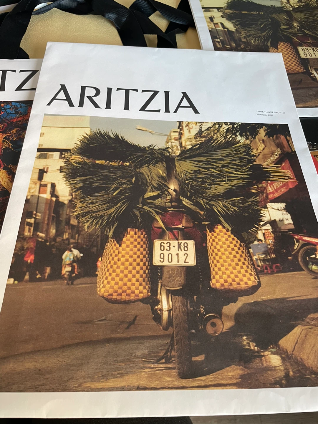 Aritzia Shopping Bag Collection of 9 - photo 3