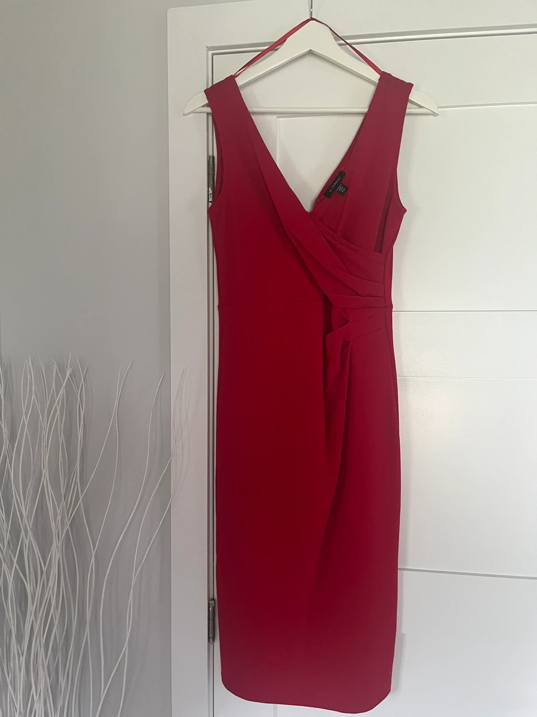 Red Sleeveless Sheath Dress - photo 2