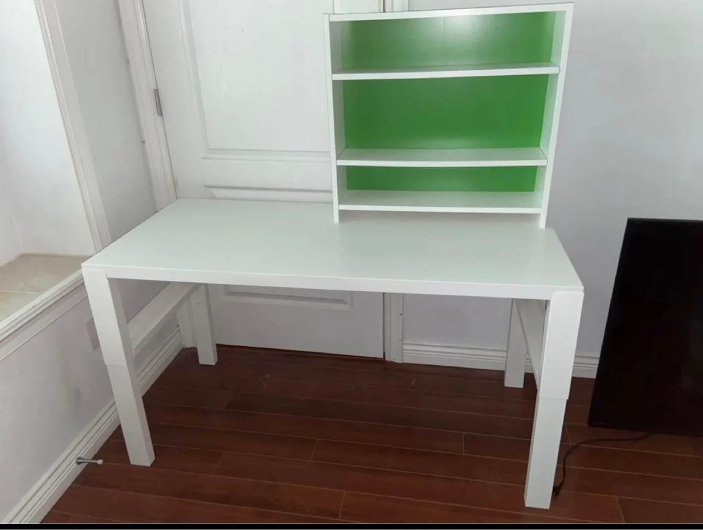 White Desk with Green 3-Shelf Hutch