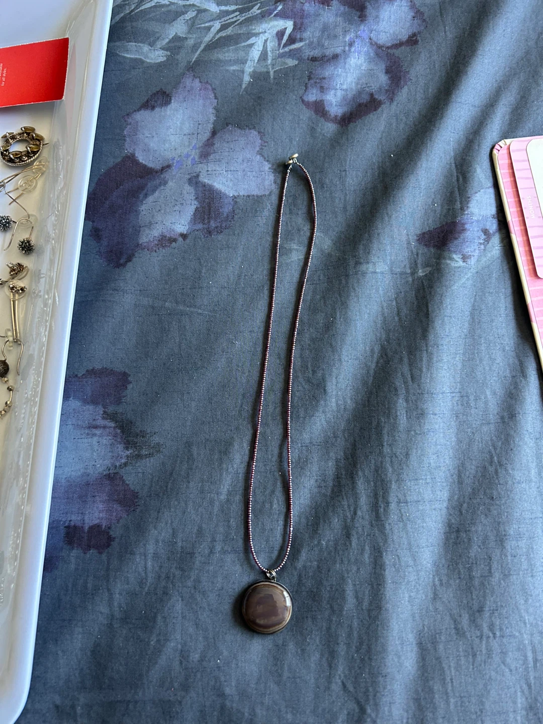 🌱beaded Necklace with glass charm