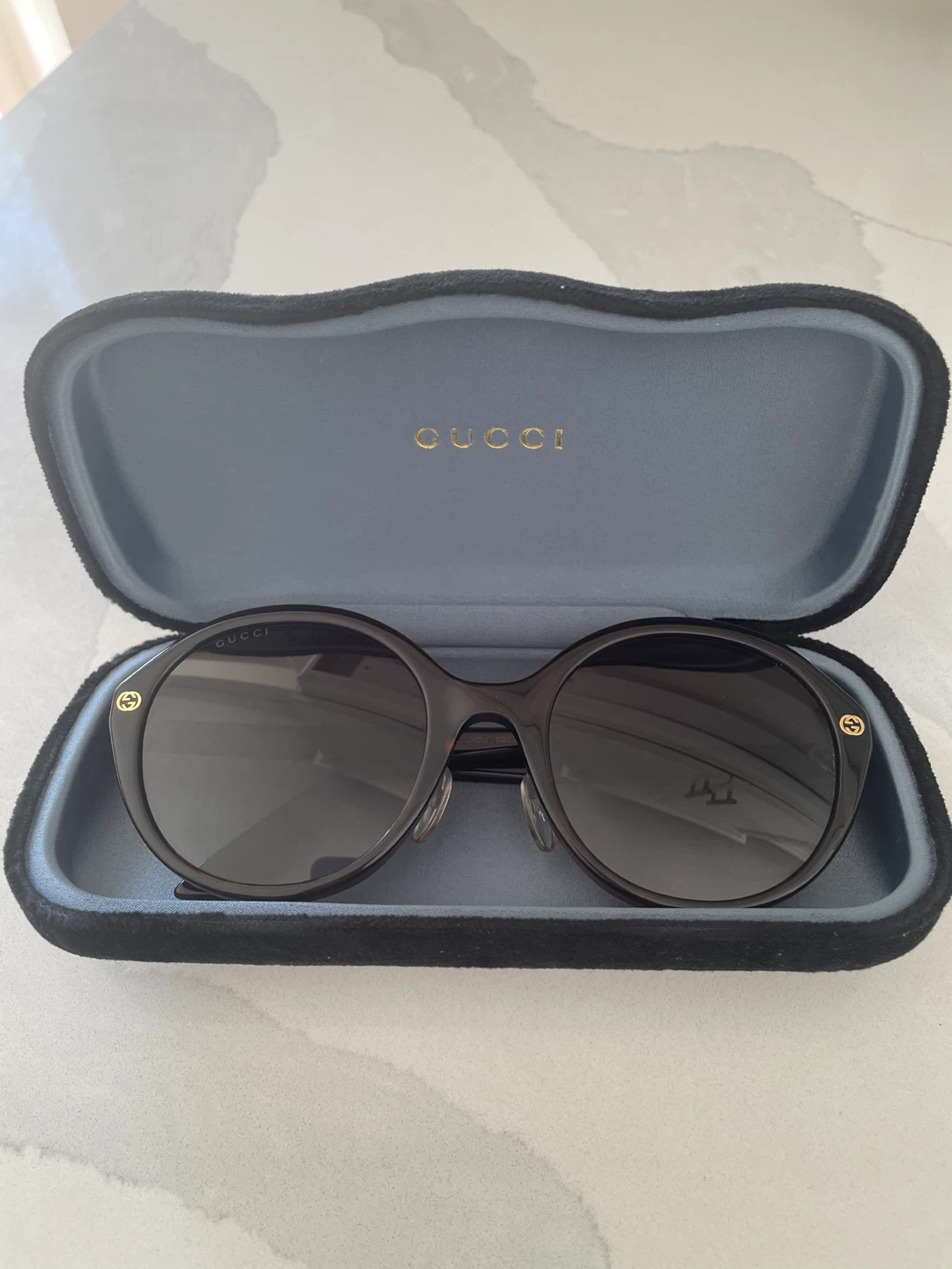 Unisex Gucci sunglasses never worn - photo 2