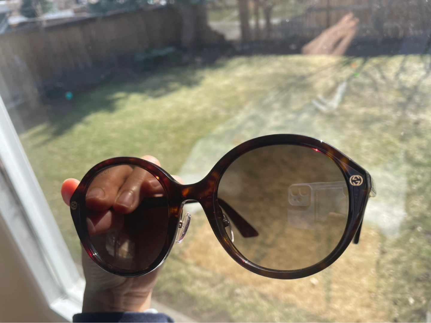 Unisex Gucci sunglasses never worn