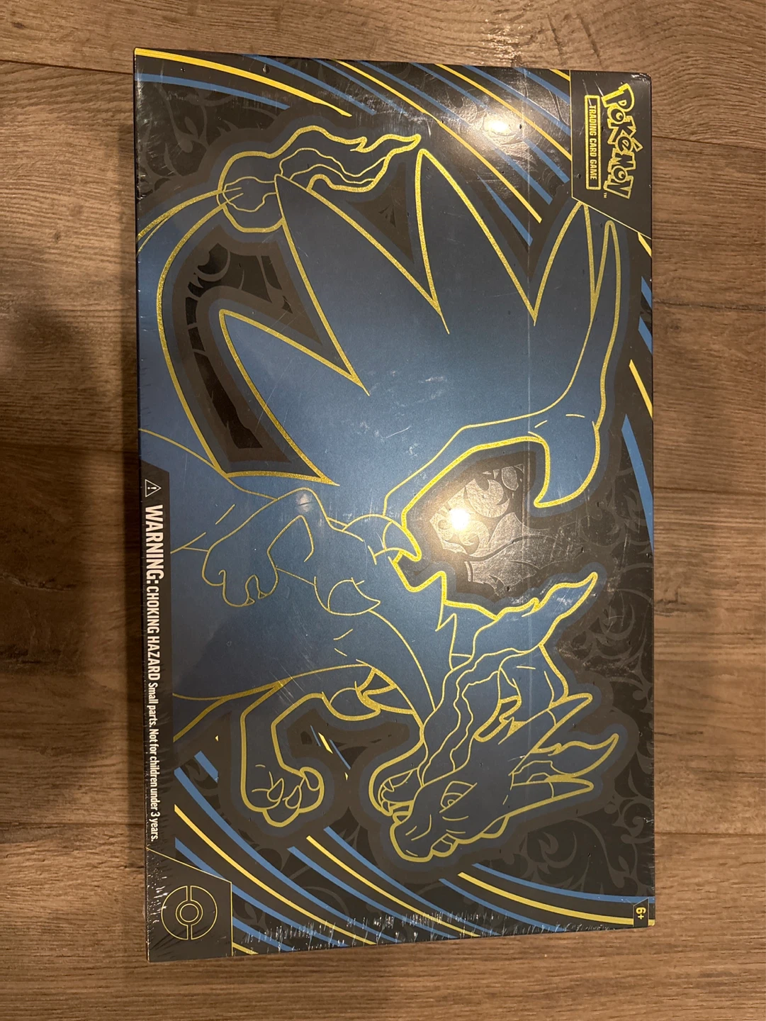 Pokemon TCG Mega Charizard EX Ultra Premium Collection Box