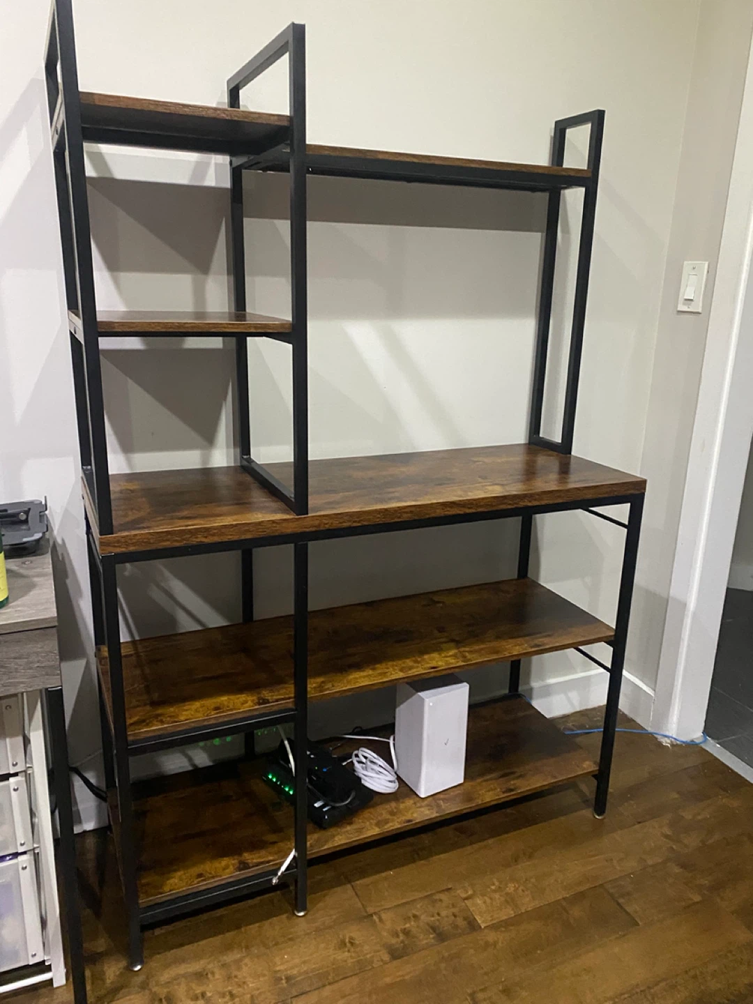 Industrial Style Baker's Rack with Shelves - photo 4