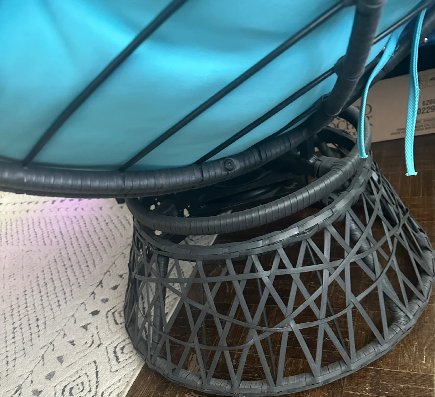 Papasan Chair with 360 degrees swivel - photo 4