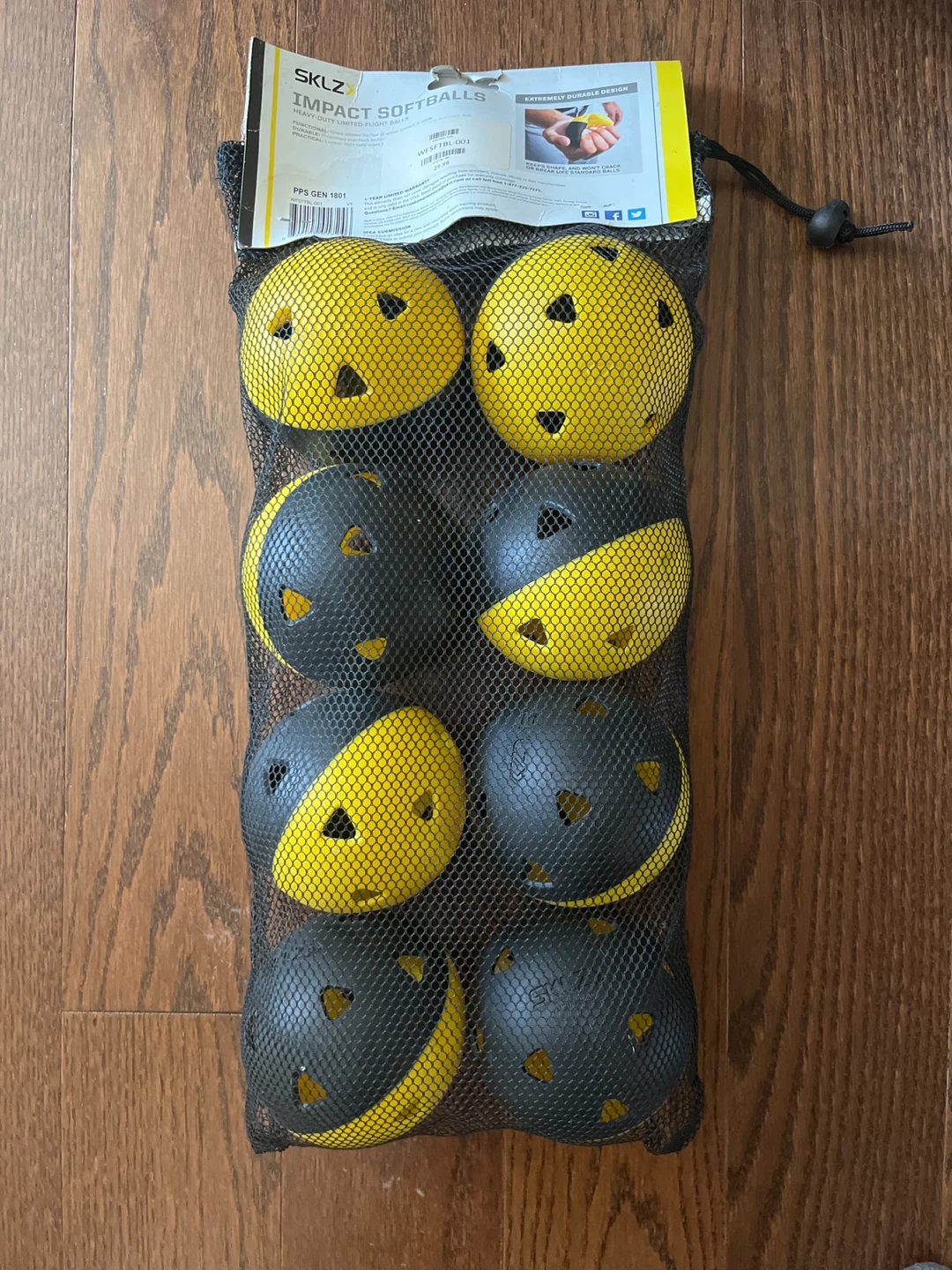 🌱SKLZ Impact Softballs (8 Pack)