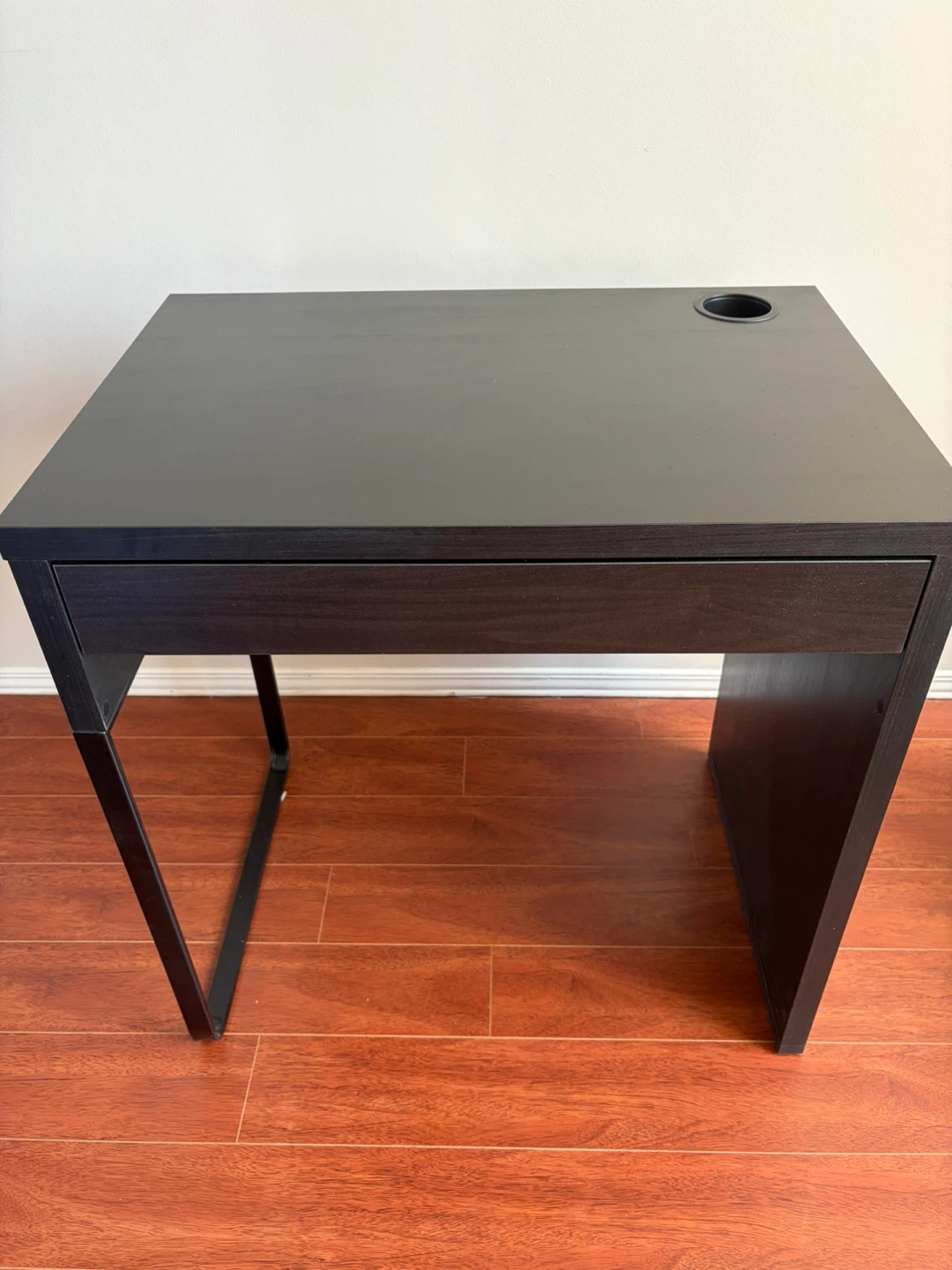 Desk and chair - photo 2
