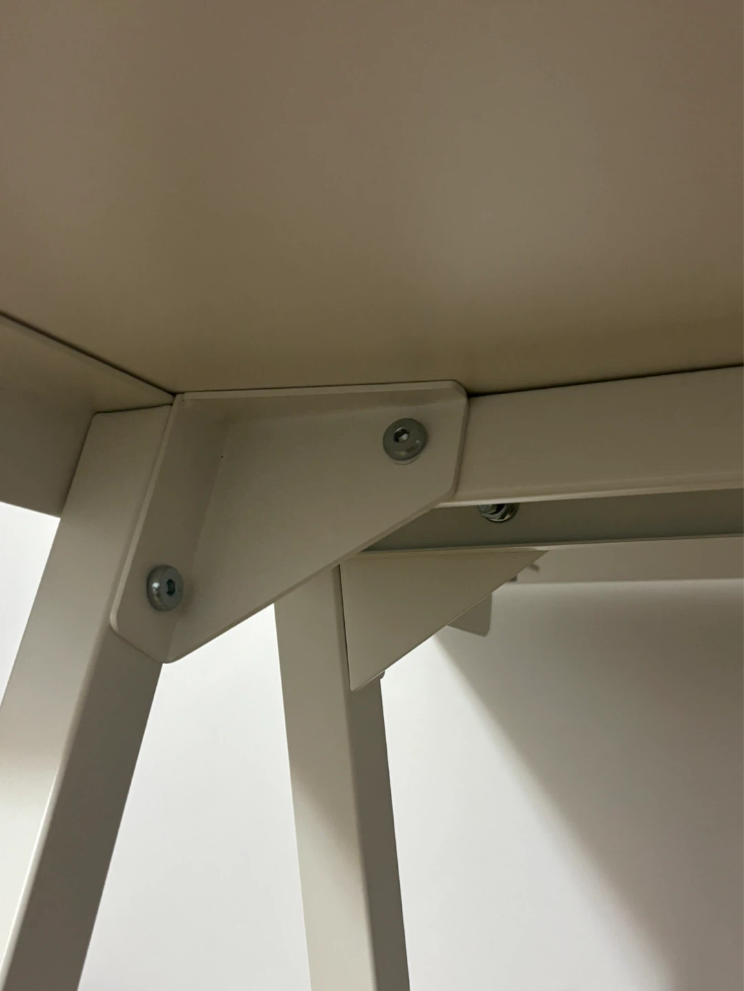 IKEA TROTTEN Desk - White 160x80cm - photo 4