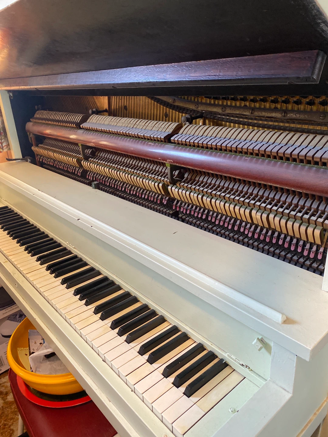 Upright Piano - photo 2