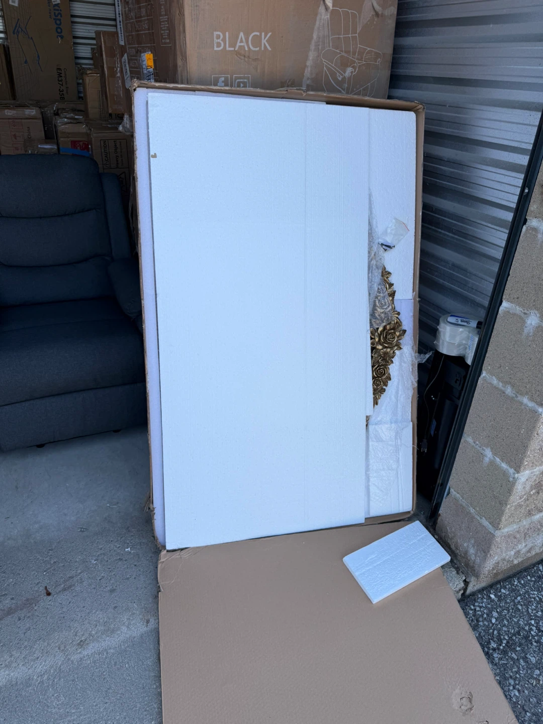 Gold Floral Accent Wall Mirror - photo 2