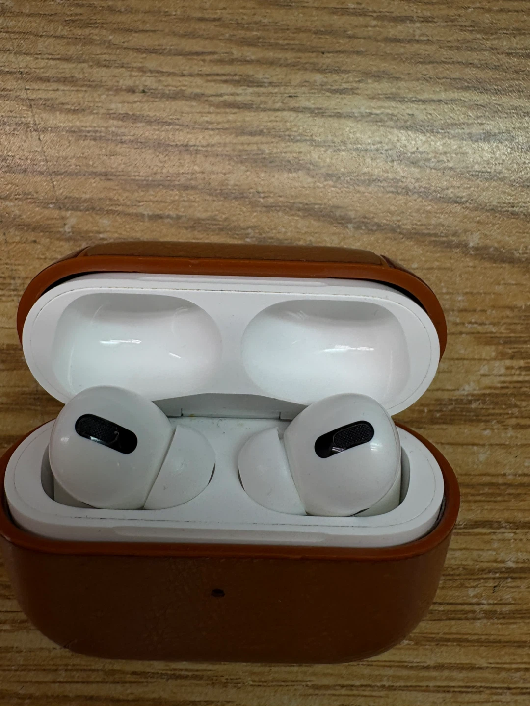 Apple AirPods Pro with Charging Case
