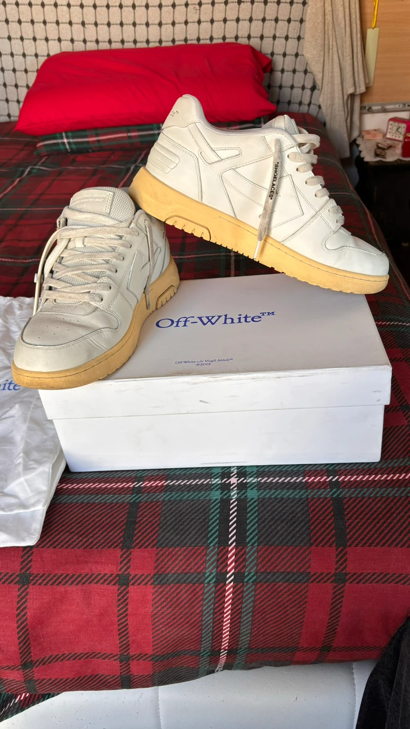 Off-White White Leather Low Top Sneakers with Yellow Soles