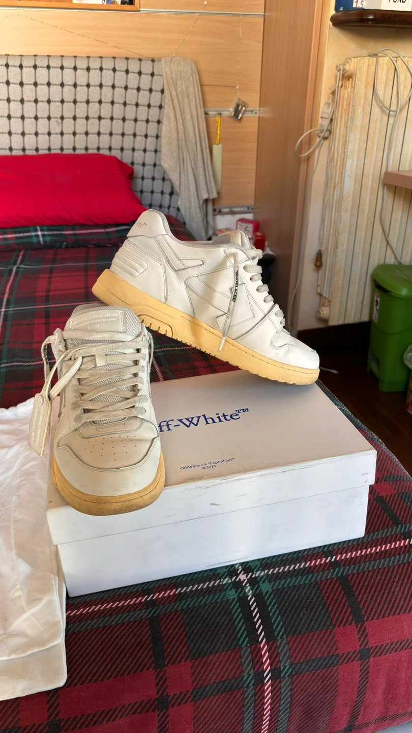 Off-White White Leather Low Top Sneakers with Yellow Soles - photo 2
