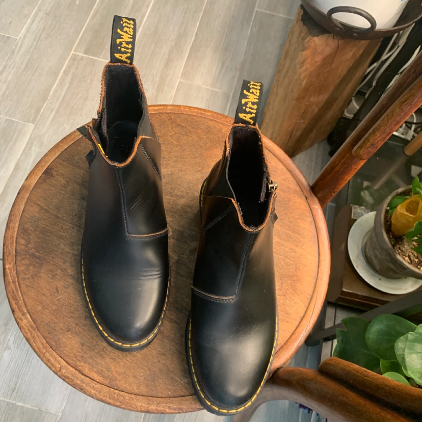 Dr. Martens Black Leather Chelsea Boots (size women’s 6) - photo 5
