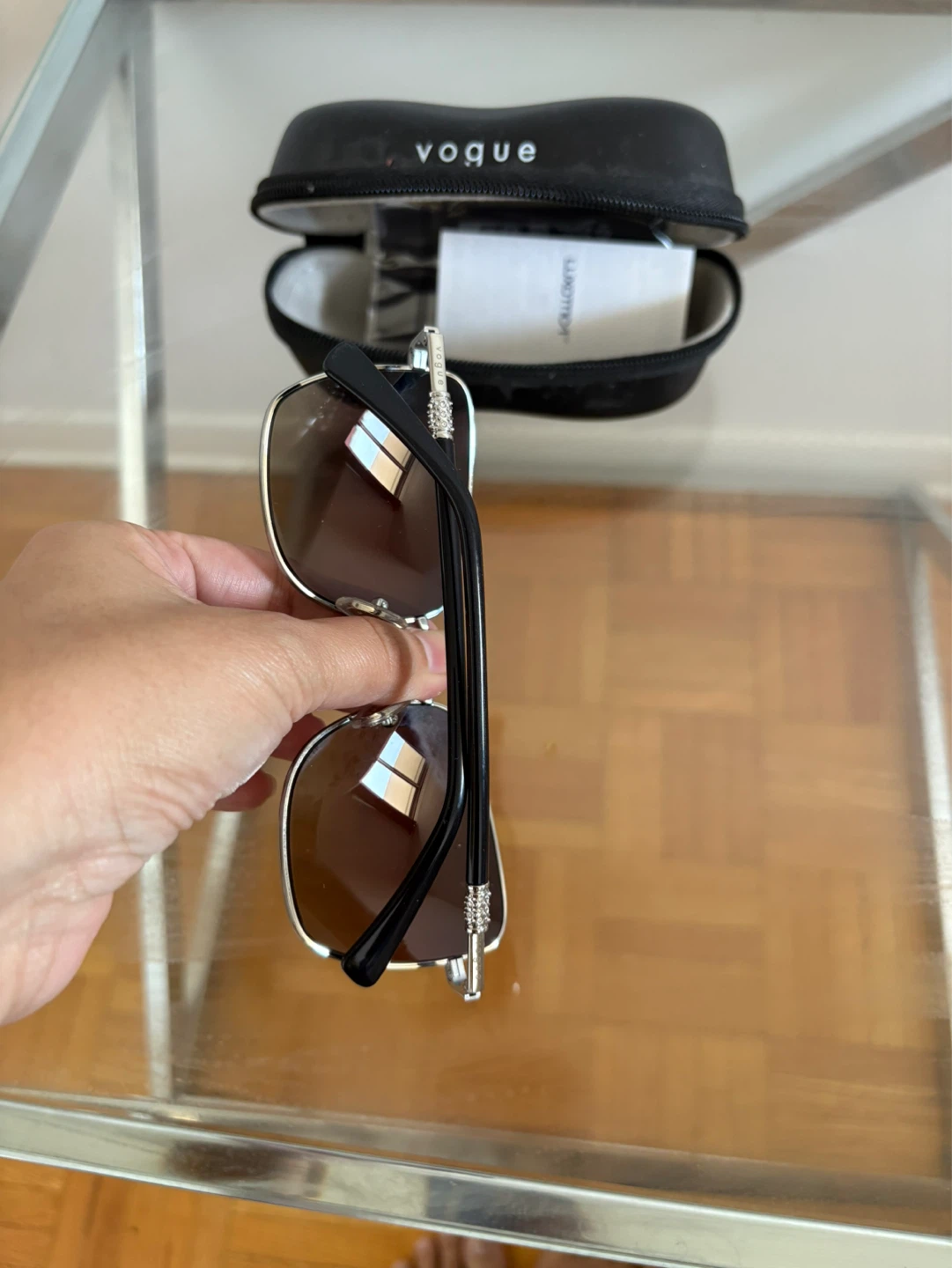 Vogue Sunglasses with Case - photo 3