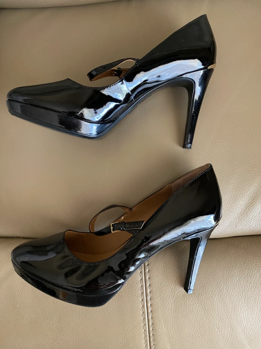Calvin Klein Black Patent Mary Jane Heels - photo 5
