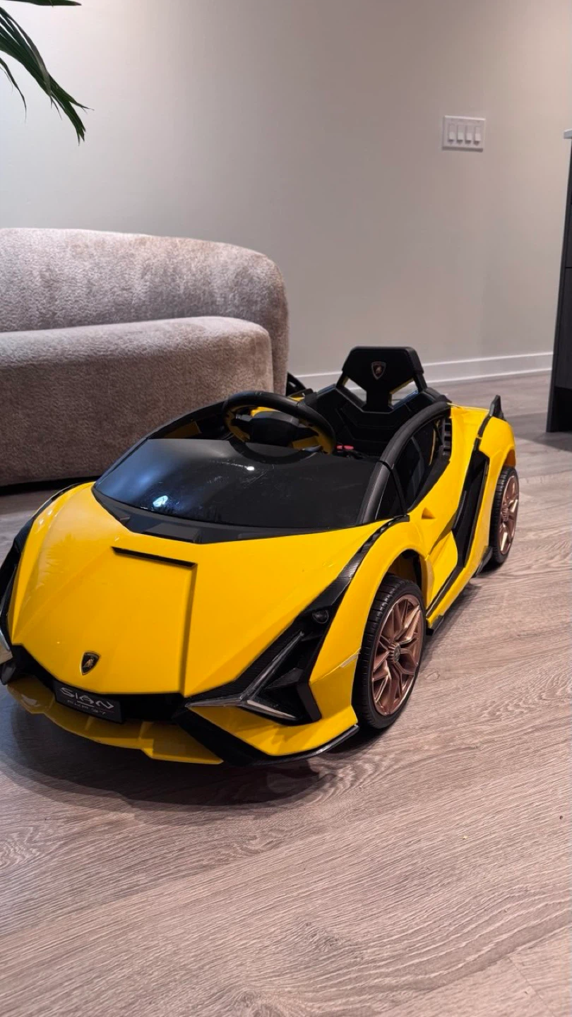 Yellow Lamborghini Ride-On Toy Car for Kids - photo 3