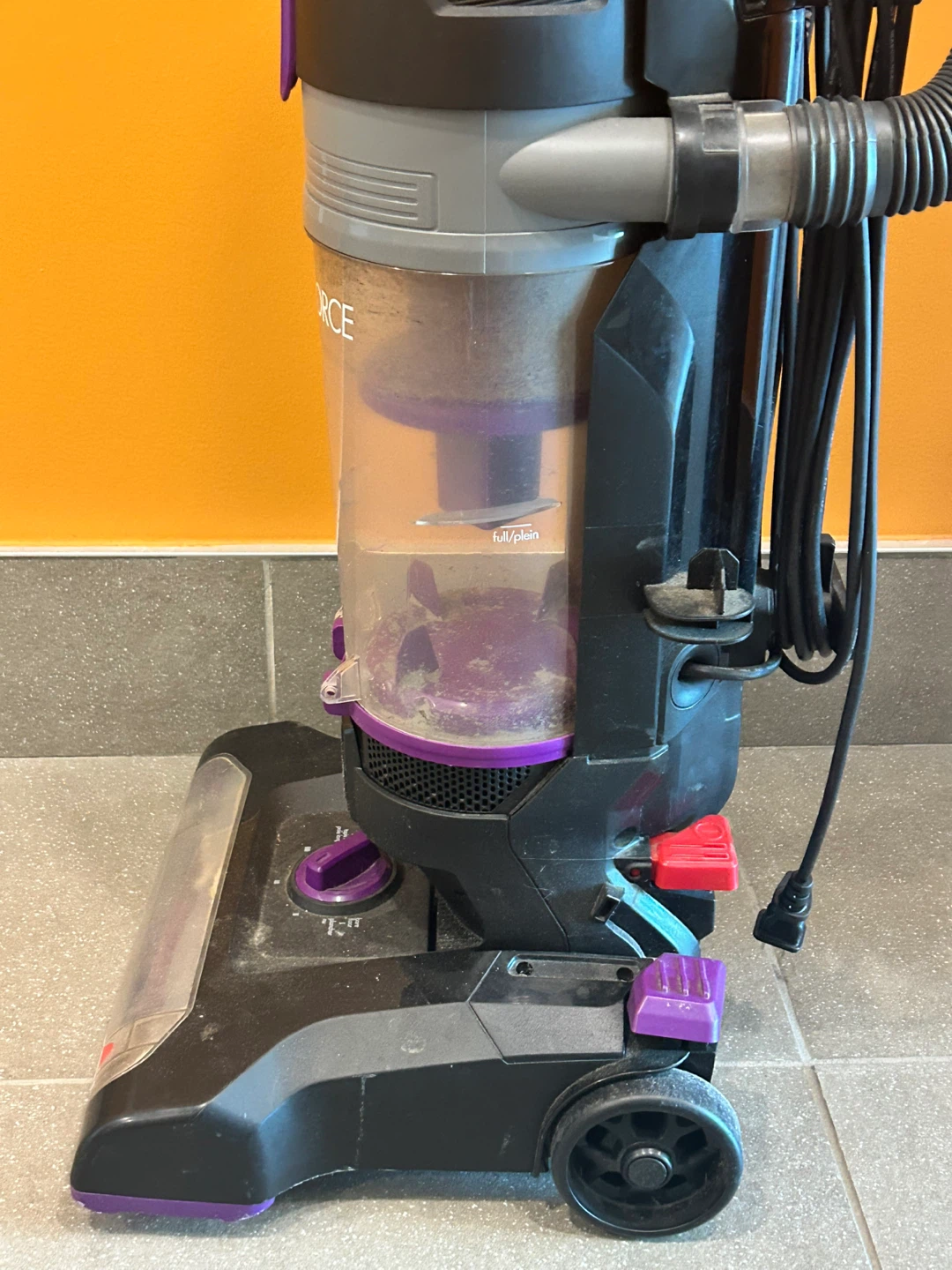 Bissell PowerForce Vacuum Cleaner - photo 5
