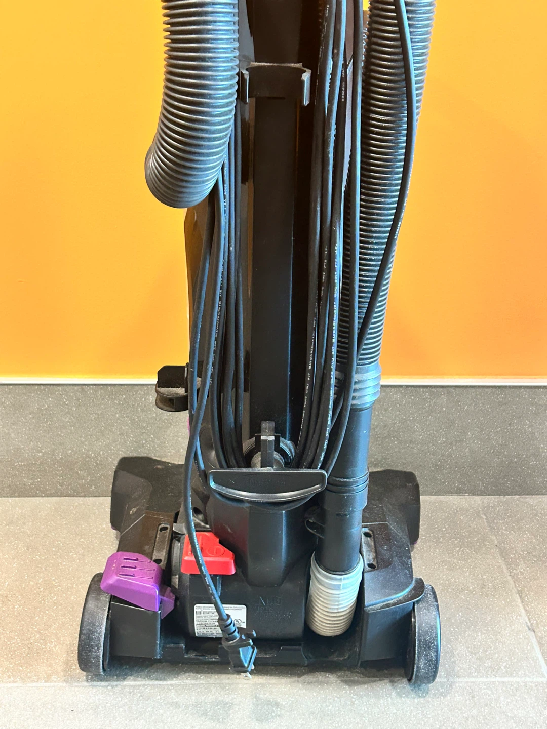 Bissell PowerForce Vacuum Cleaner - photo 4