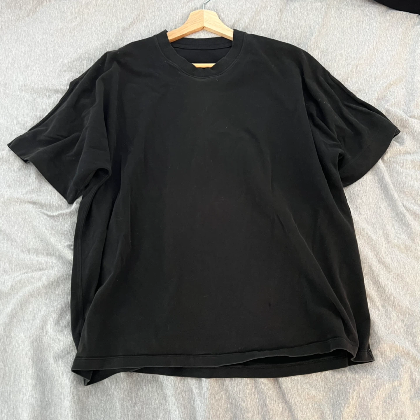(Retail $66)Lululemon Jersey Training Short-Sleeve Shirt - Black