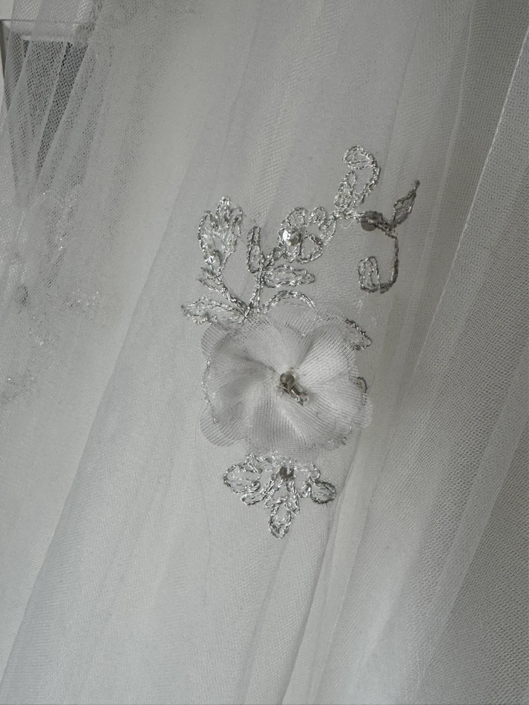 “Snow White” Alfred Angelo Ivory/Silver Wedding Gown - photo 3