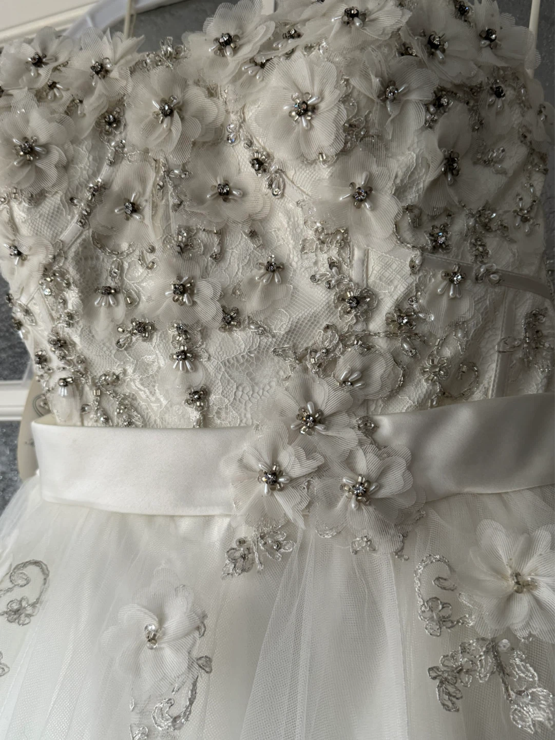 “Snow White” Alfred Angelo Ivory/Silver Wedding Gown - photo 2