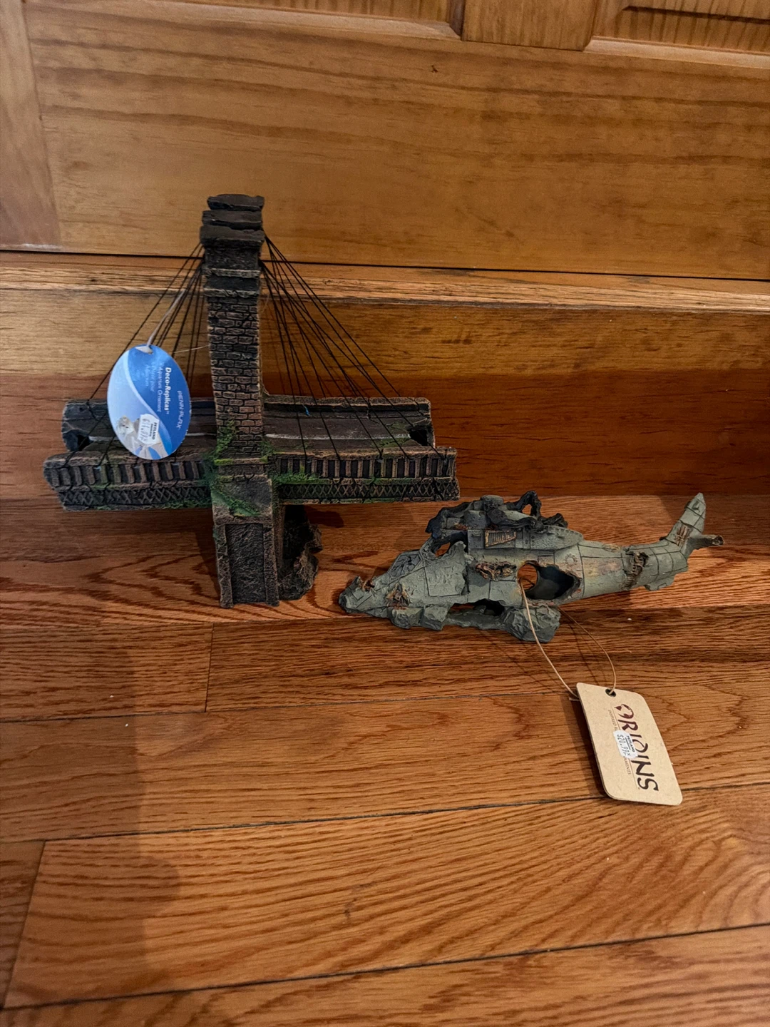 Oasis Aquarium Decoration - Helicopter & Bridge - photo 2