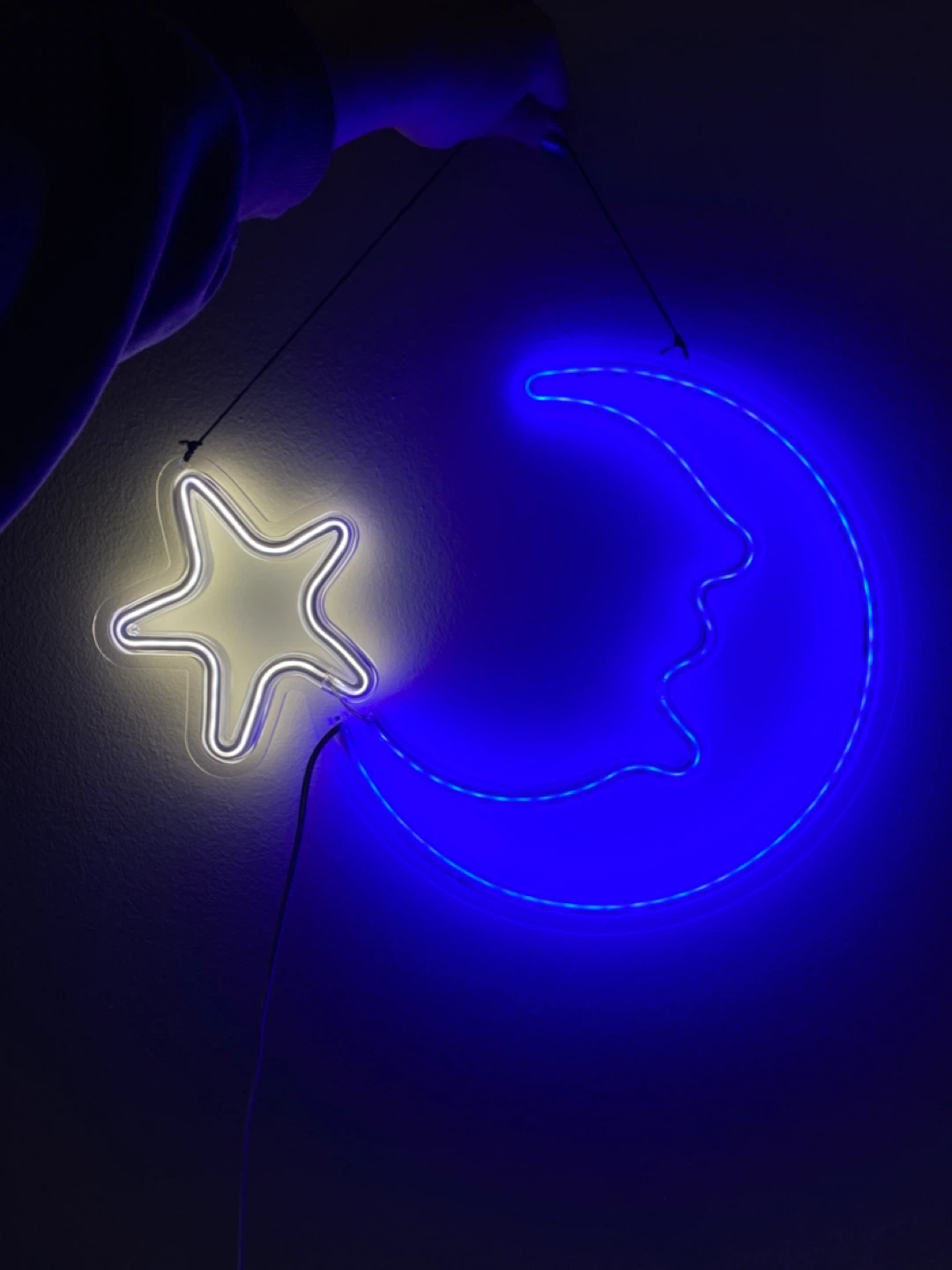 Moon and Star Neon Sign - photo 3