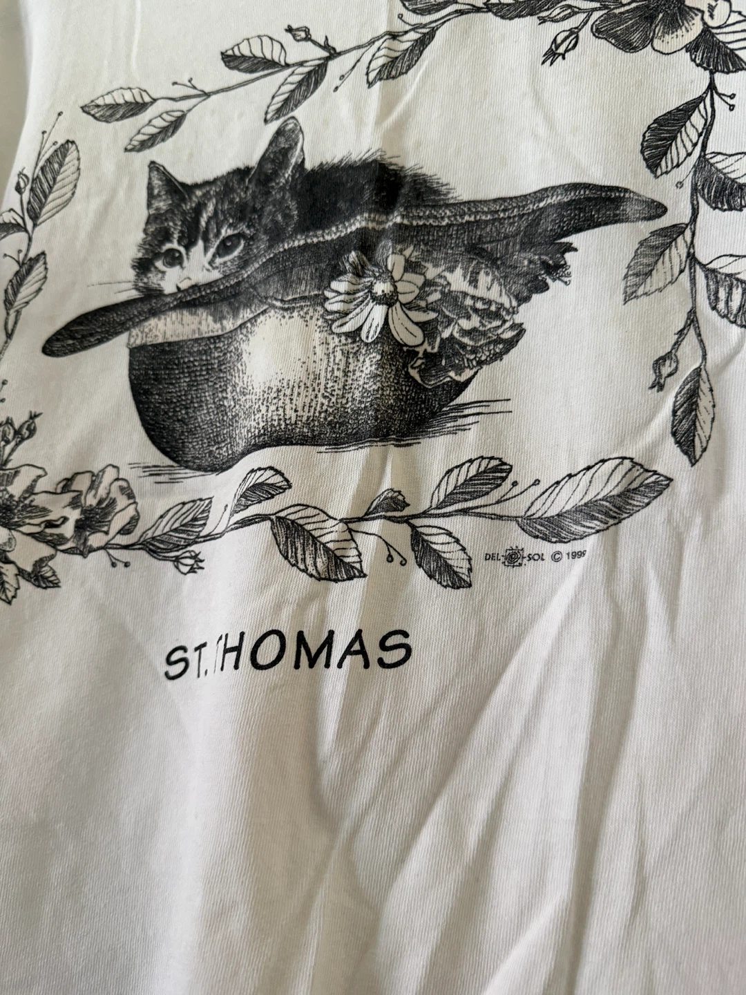 Del Sol St. Thomas Cat T-Shirt Medium - photo 5
