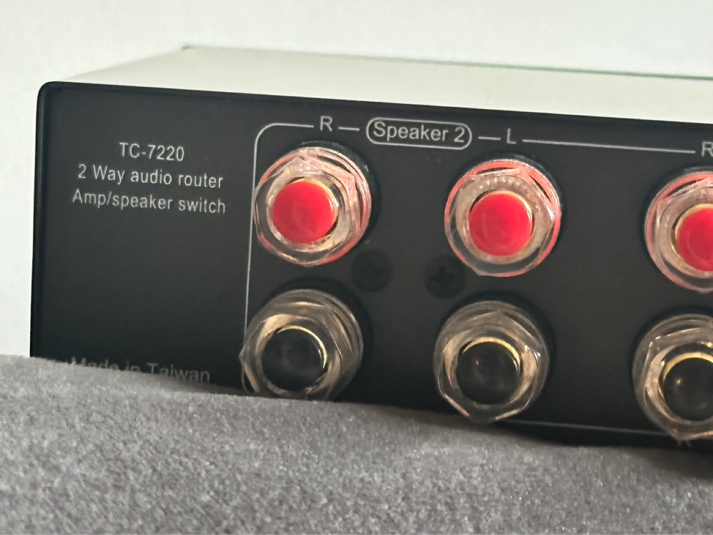 Tec TC-7220 amp/speaker audio router - photo 5