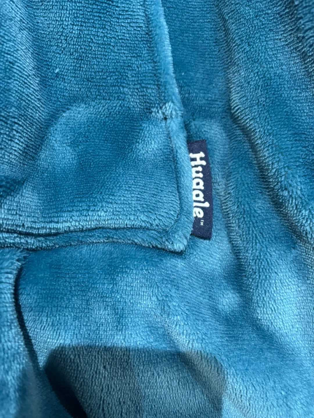 Huggle Hoodie Blanket - photo 2