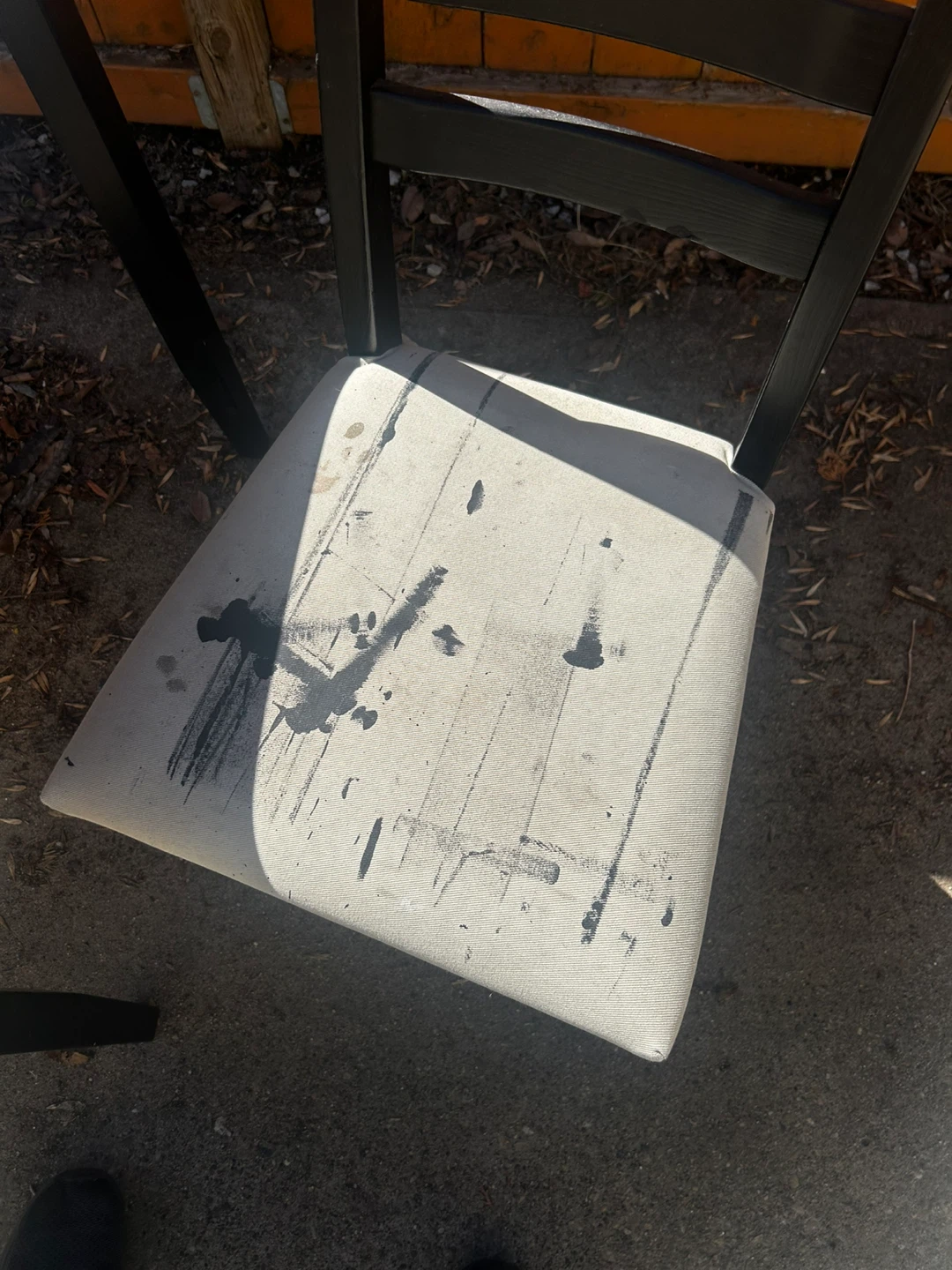 Free furniture all from a clean non-smoking home. . - photo 2