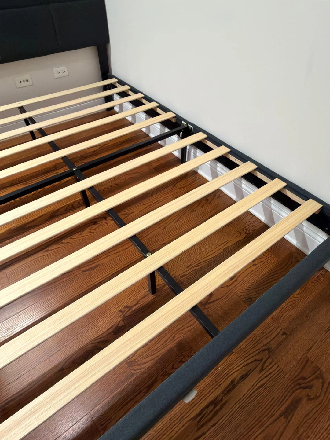 Dark  Queen Bed with Mattress - photo 4